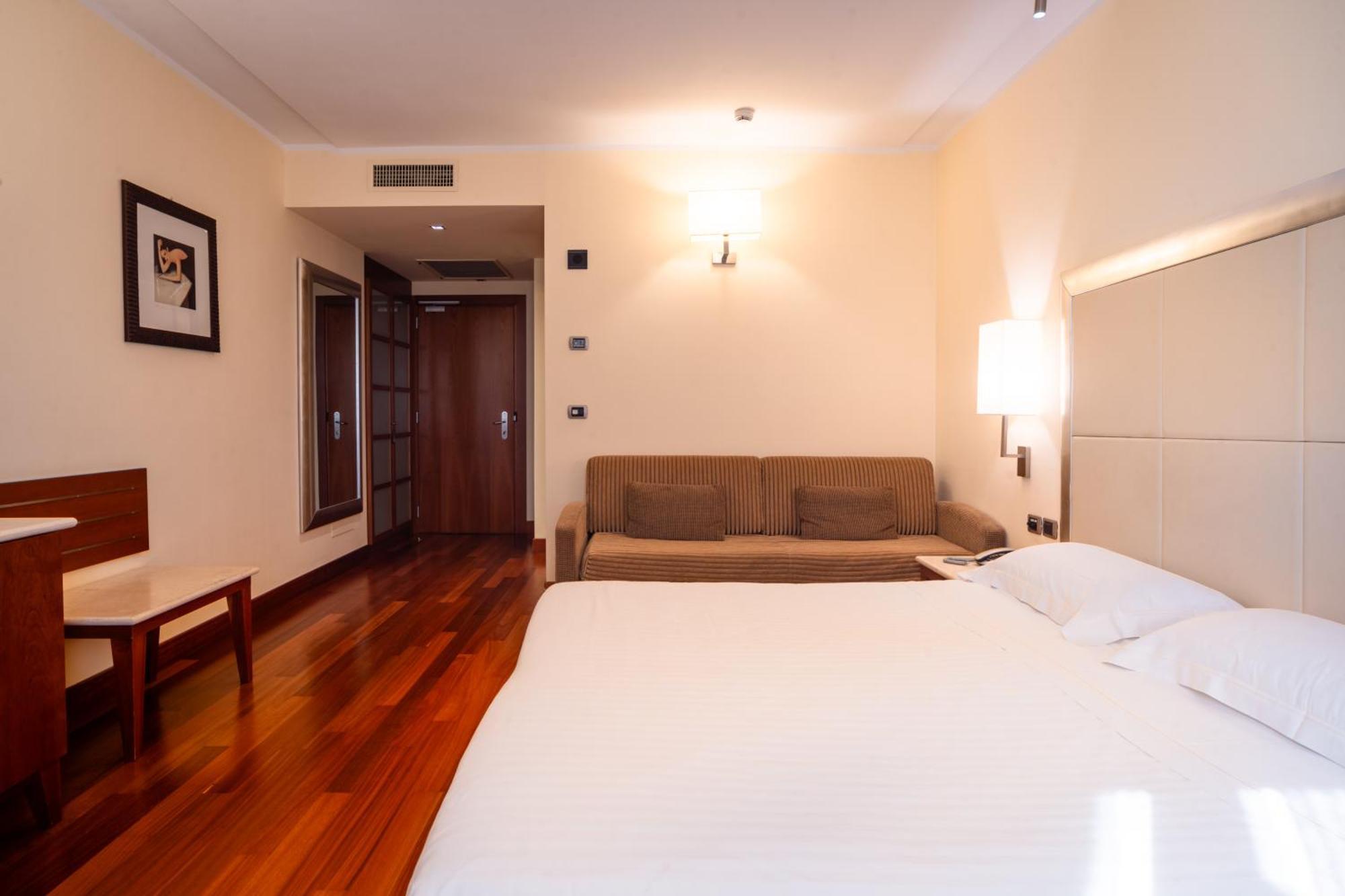 Hotel Airone - Ombrellone Incluso Al Bagno Dolce Vita A Marina Dal 1 Giugno Al 15 Settembre Гросето Екстериор снимка